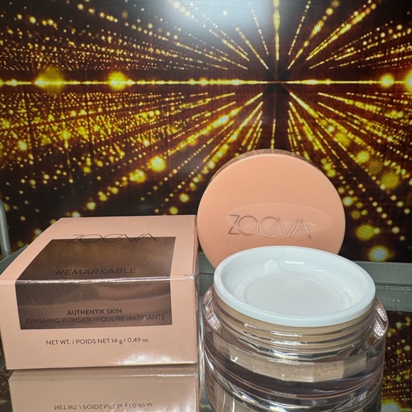 ZOEVA Cosmetics ~ Full Size Finishing Loose Powder 0.49 oz ~ Shade Remarkable - Picture 1 of 2
